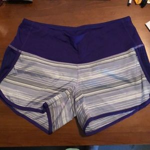 Lululemon Shorts size 6